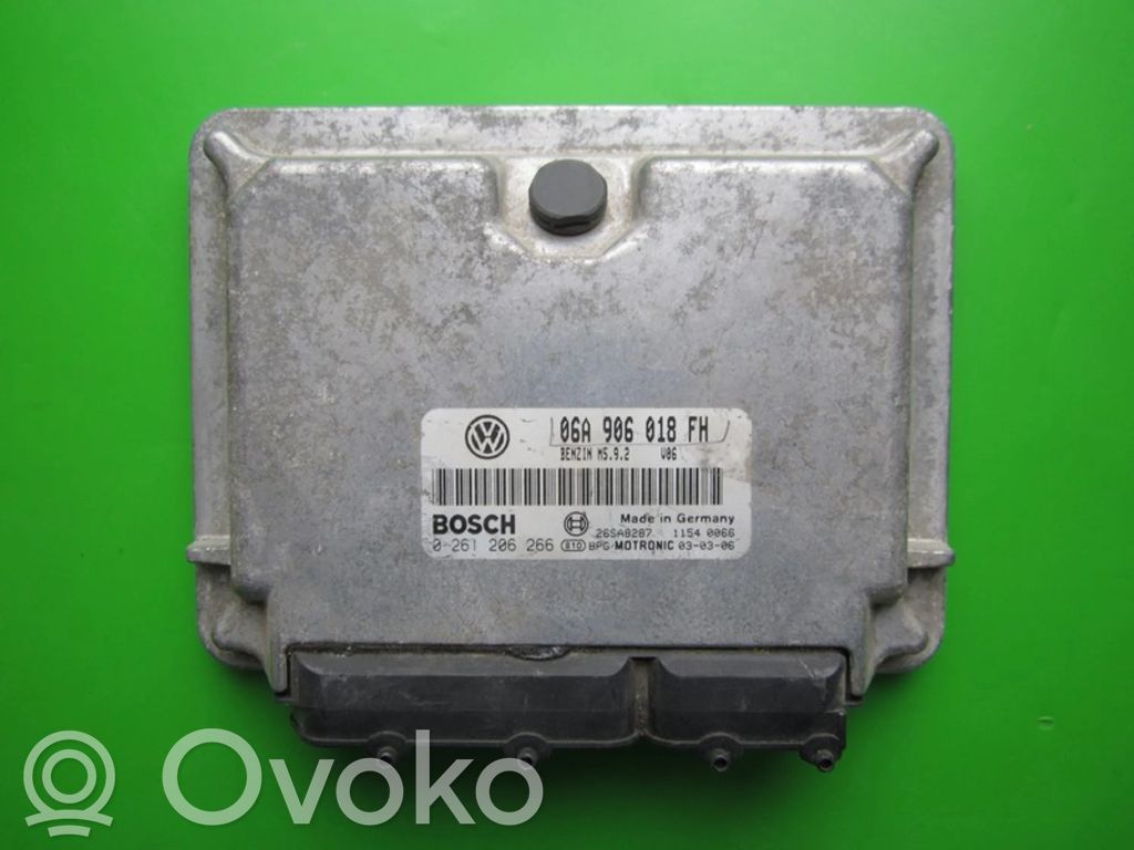 Engine control unit/module ECU   06A906018FH,0261206266