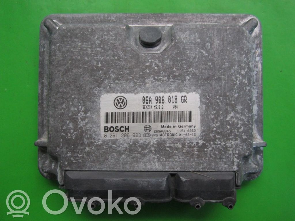 Skoda Octavia Mk1 (1U) Unité de commande, module ECU de moteur 
