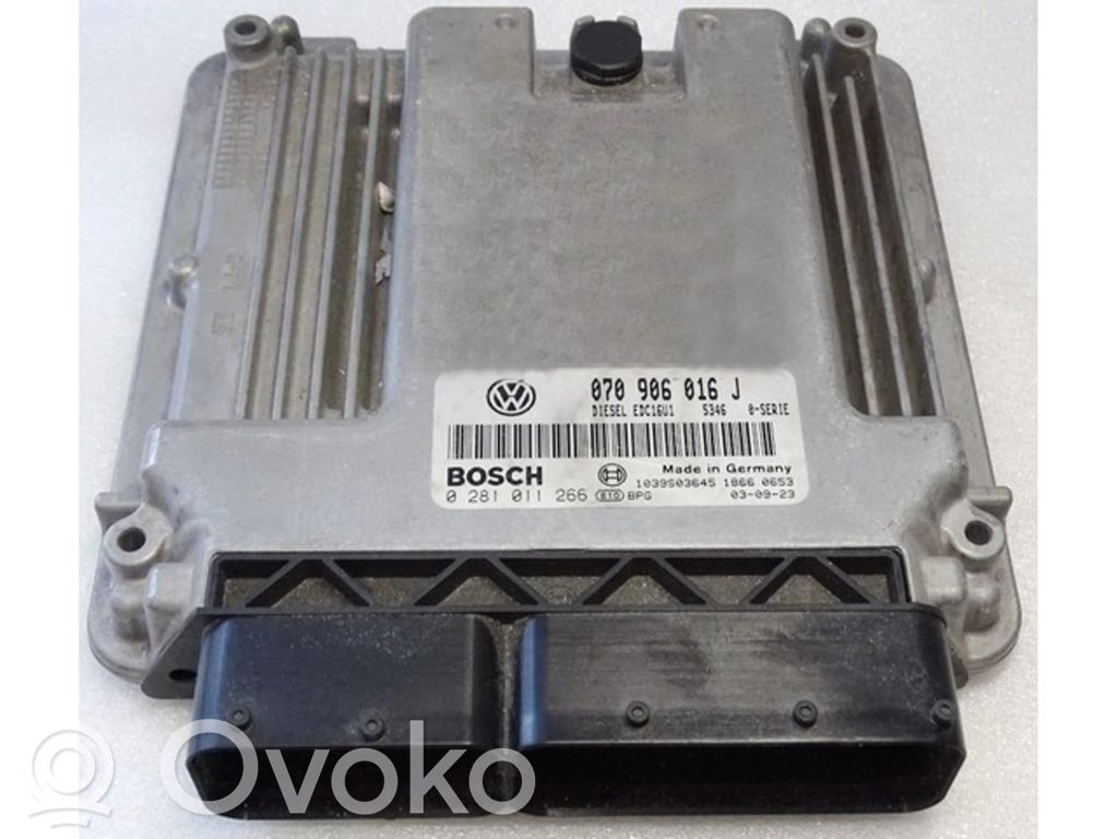 Volkswagen Transporter - Caravelle T5 Engine control unit/module ECU 