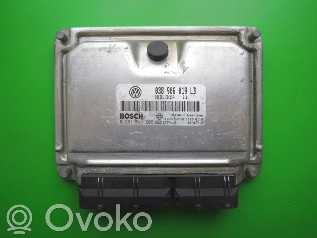 Volkswagen Polo Komputer / Sterownik ECU silnika 