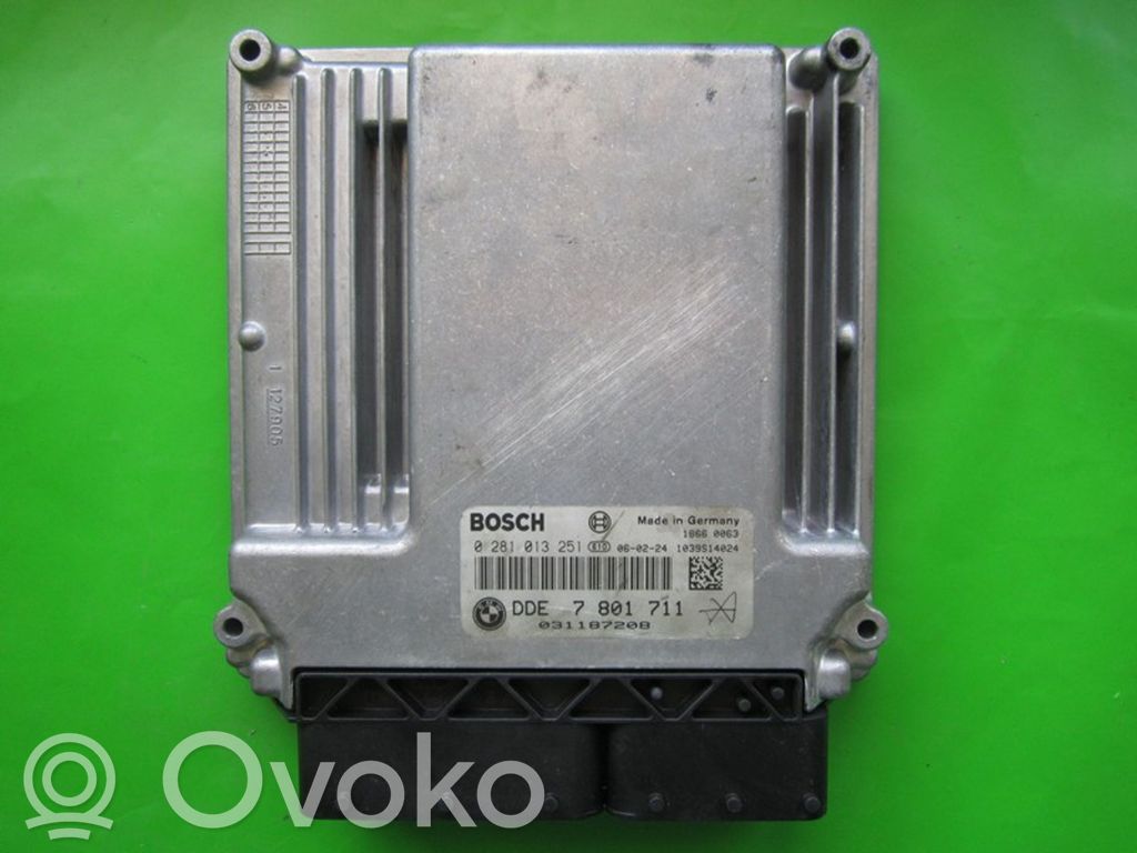 BMW 3 E46 Motorsteuergerät ECU 