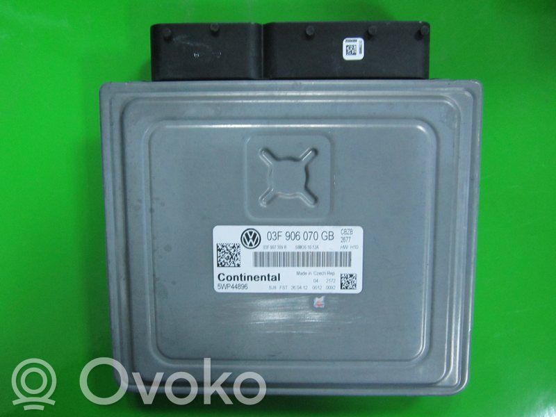 Engine control unit/module ECU   03F906070GB,5WP44896