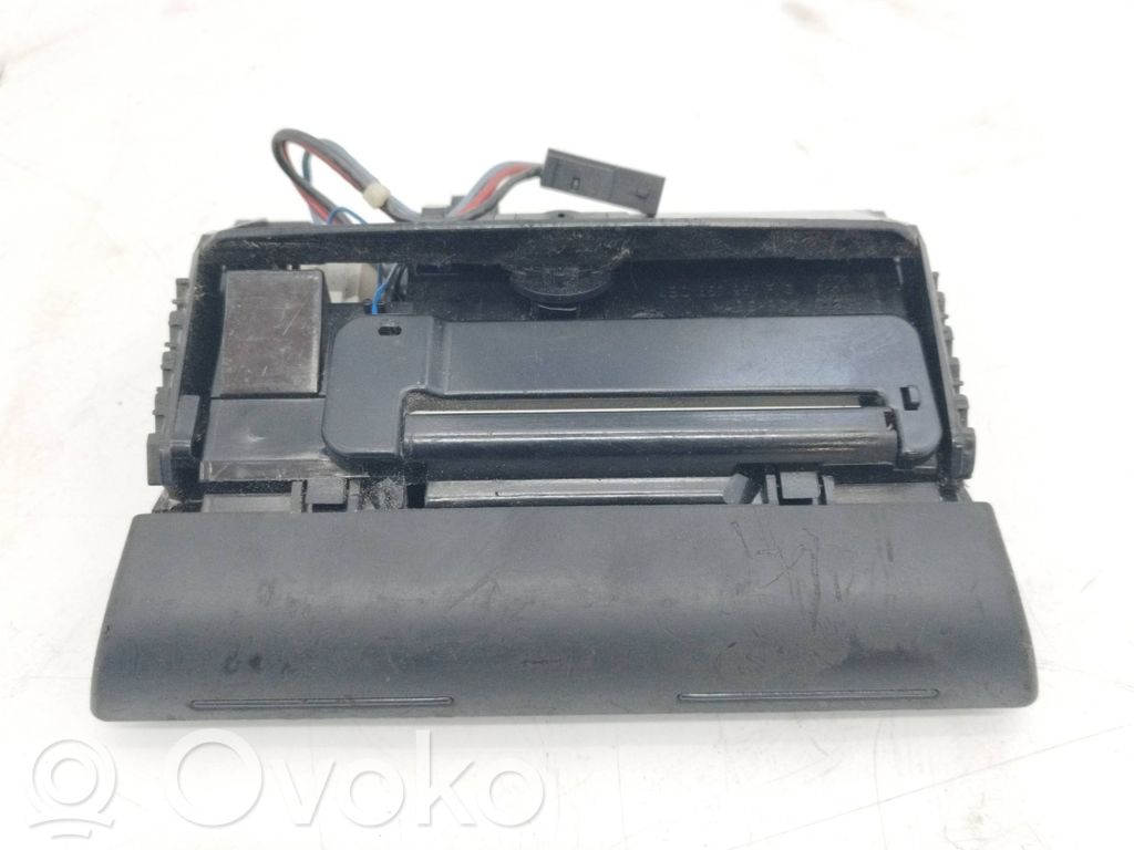 Audi A6 S6 C5 4B Pelnutrauks 