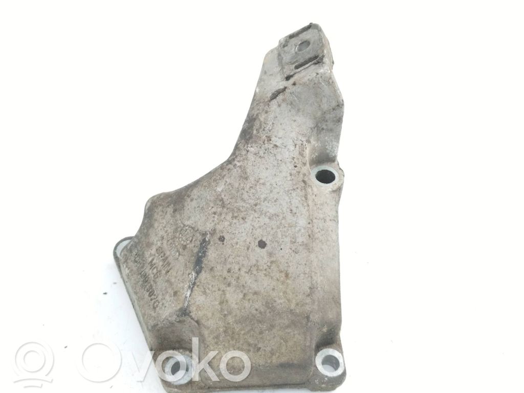 Audi A6 S6 C5 4B Engine mounting bracket 