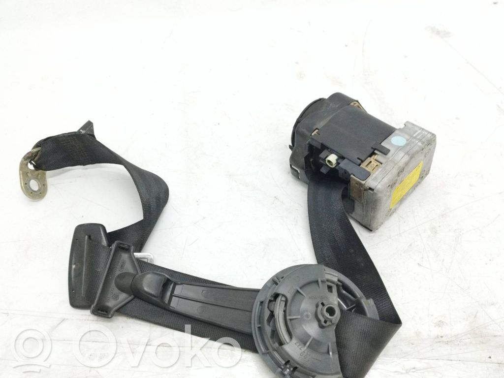Audi A6 S6 C5 4B Front seatbelt 