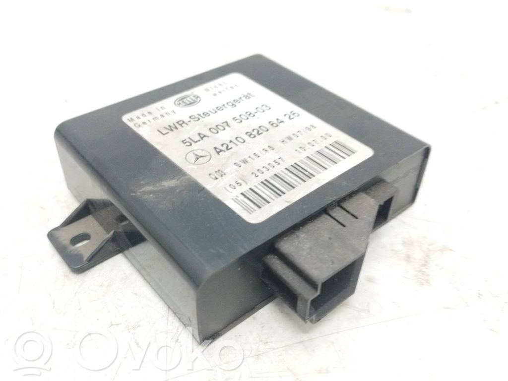 Mercedes-Benz E W210 Module d'éclairage LCM 