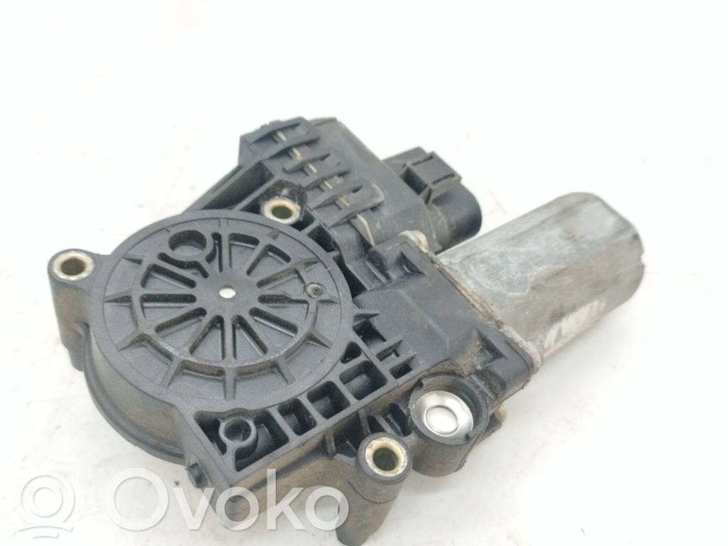Audi A6 S6 C5 4B Silniczek podnośnika szyby drzwi 