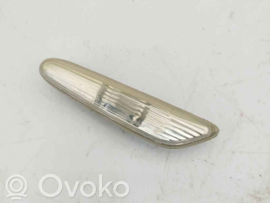 BMW 5 E60 E61 Front fender indicator light 