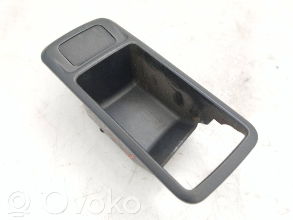 Ford Focus Rear door window switch trim 