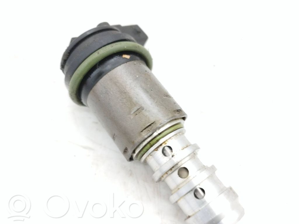 BMW 7 E65 E66 Camshaft vanos timing valve 