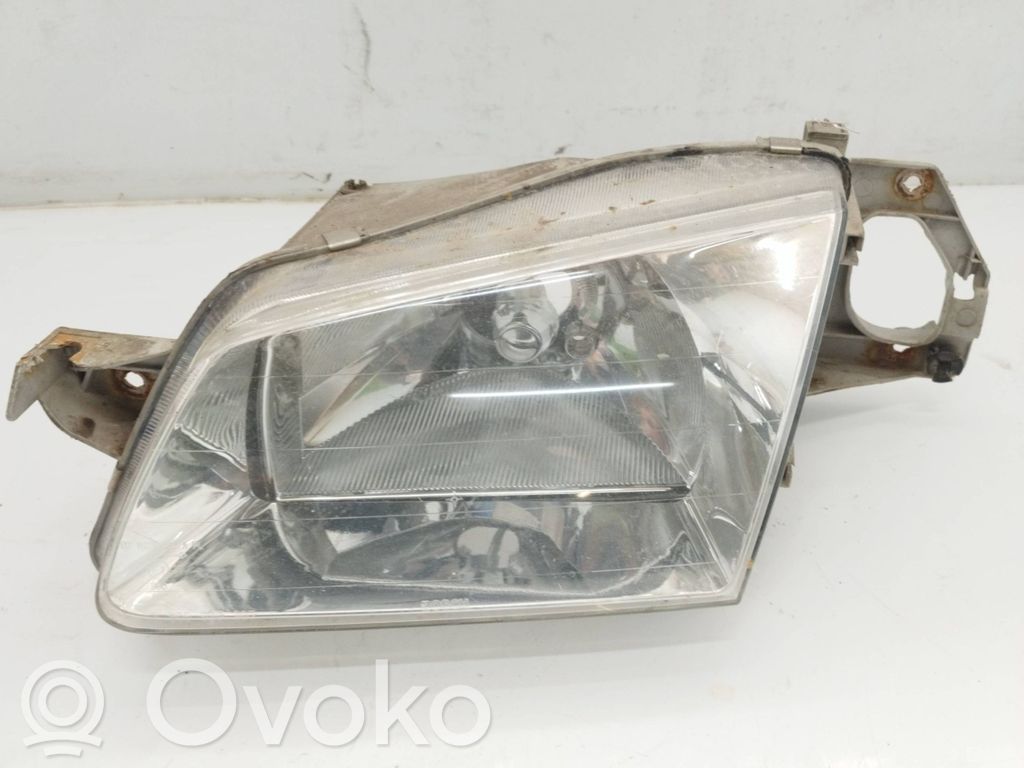Mazda 323 Scheinwerfer 