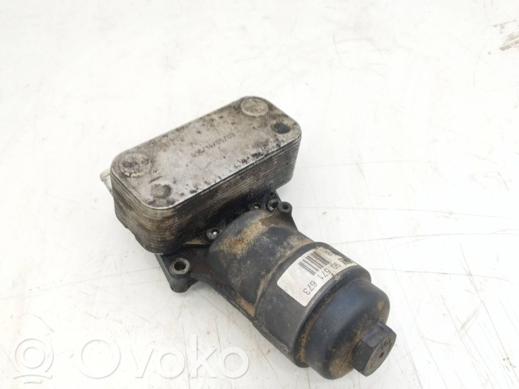Opel Vectra C Oil filter mounting bracket 