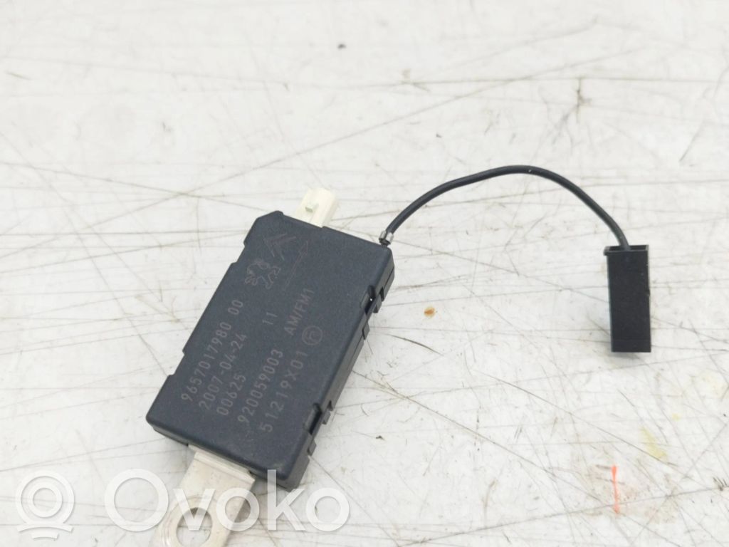 Citroen C4 I Picasso Amplificator antenă aeriană 