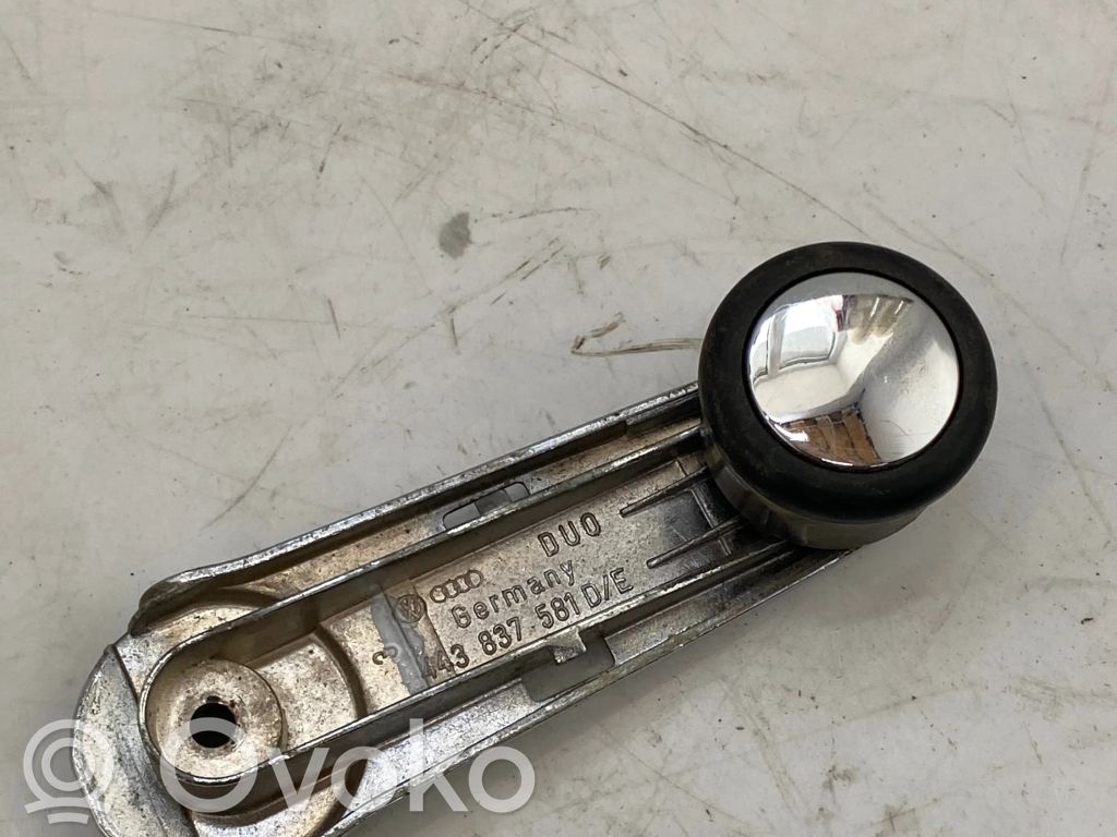 Audi A4 S4 B5 8D Moldura del elevalunas de la puerta trasera 