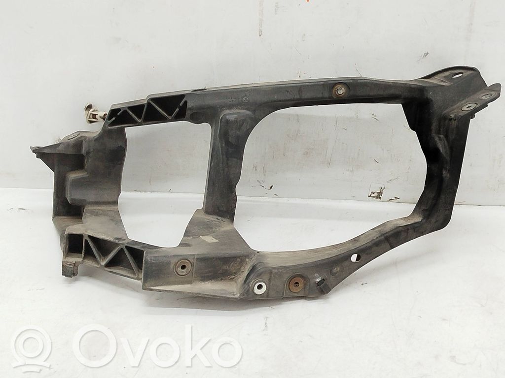 Mitsubishi Colt Headlight/headlamp mounting bracket 