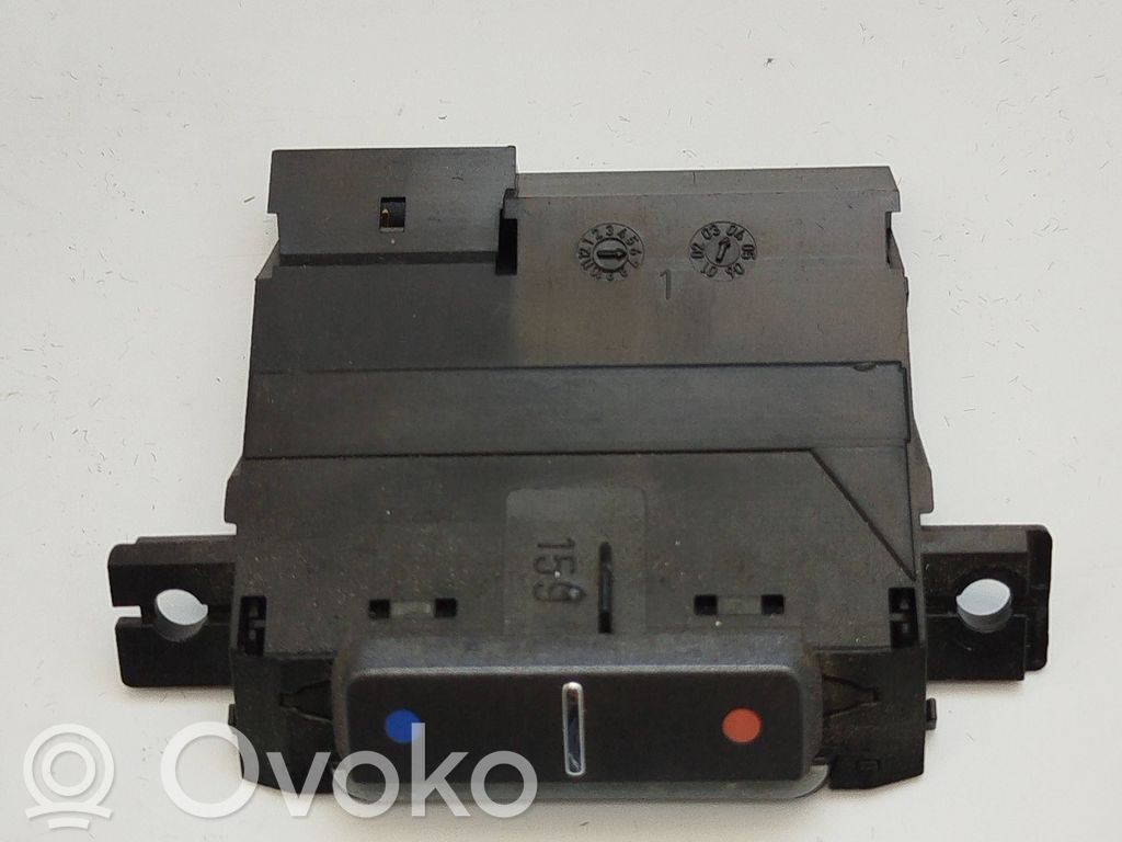 Volkswagen Phaeton Interior fan control switch 