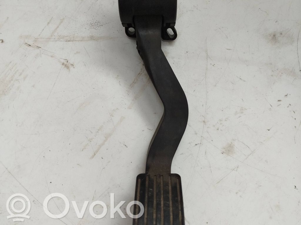 Citroen C4 I Akceleratoriaus pedalas 