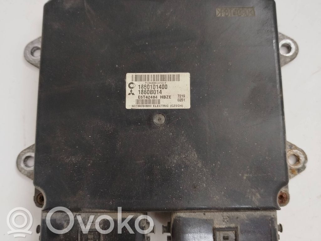 Mitsubishi Colt Engine control unit/module 