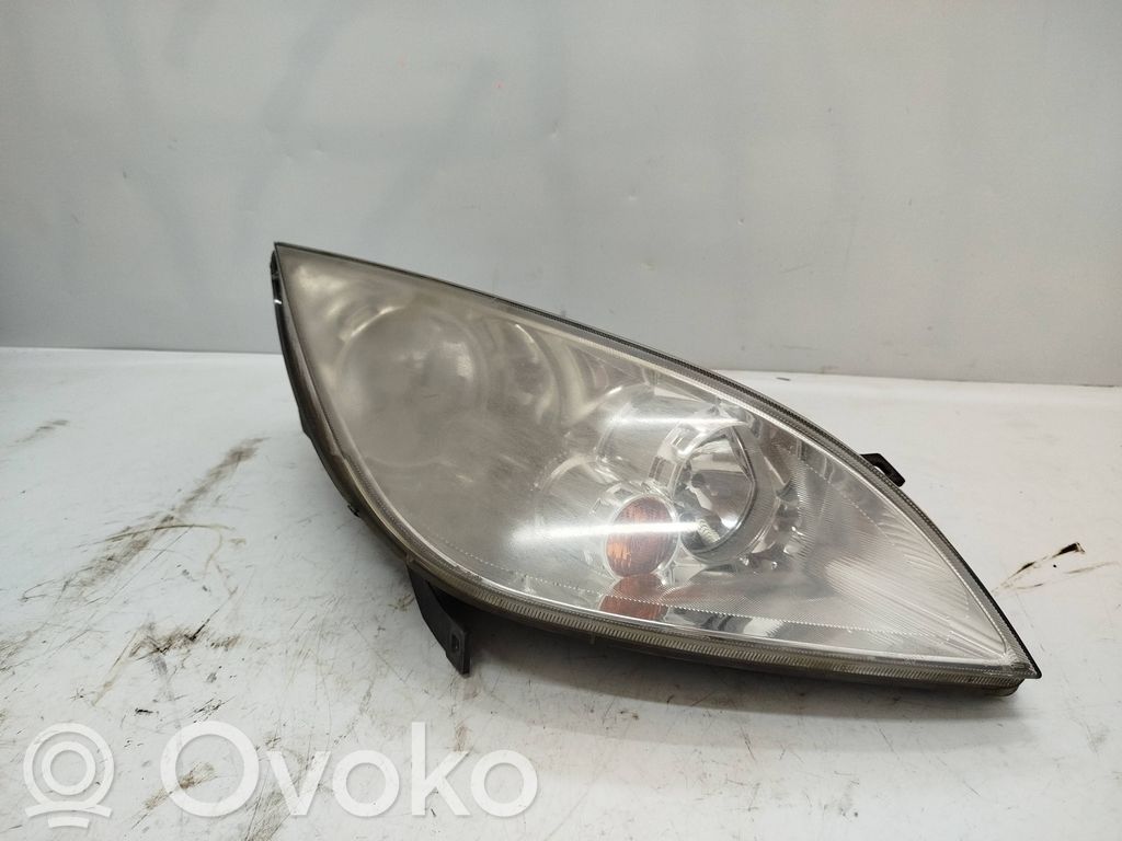 Mitsubishi Colt Headlight/headlamp 