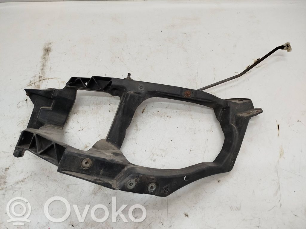 Mitsubishi Colt Headlight/headlamp mounting bracket 