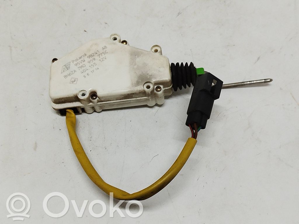 Ford Galaxy Central locking motor 