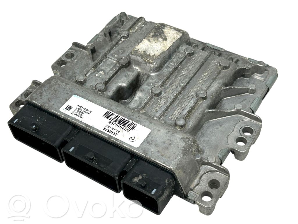 Renault Megane IV Engine control unit/module 