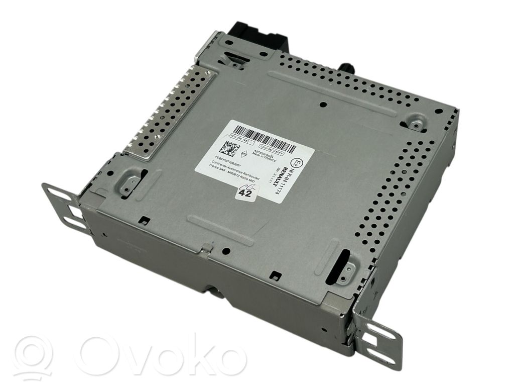 Panel / Radioodtwarzacz CD/DVD/GPS   281153870R,A2C85678504,C836SECD