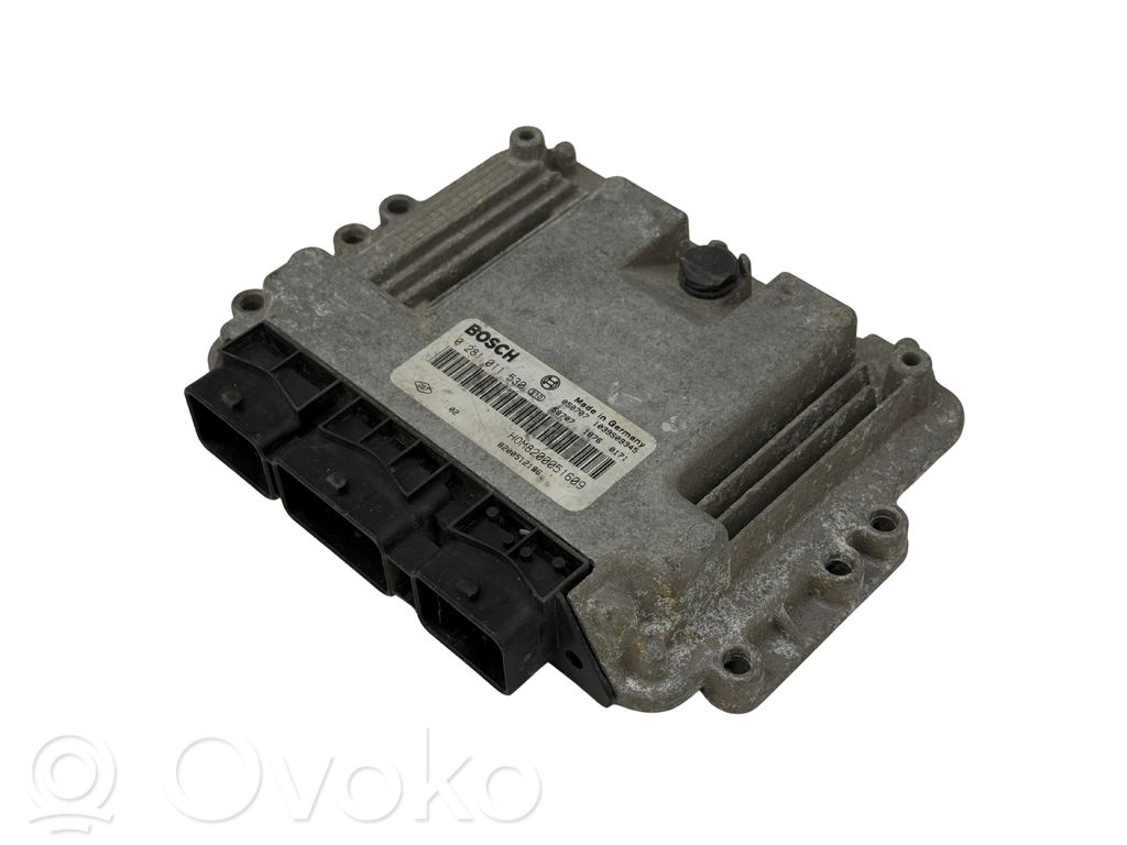 Opel Vivaro Engine control unit/module 