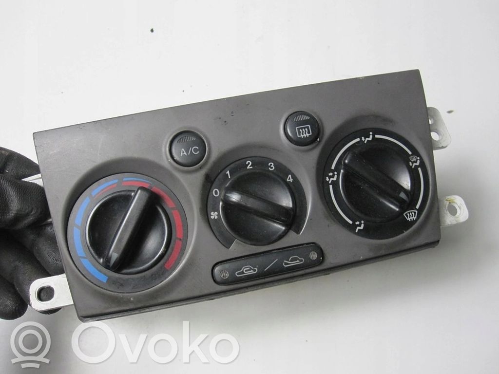 Climate control unit   CB08A0D04