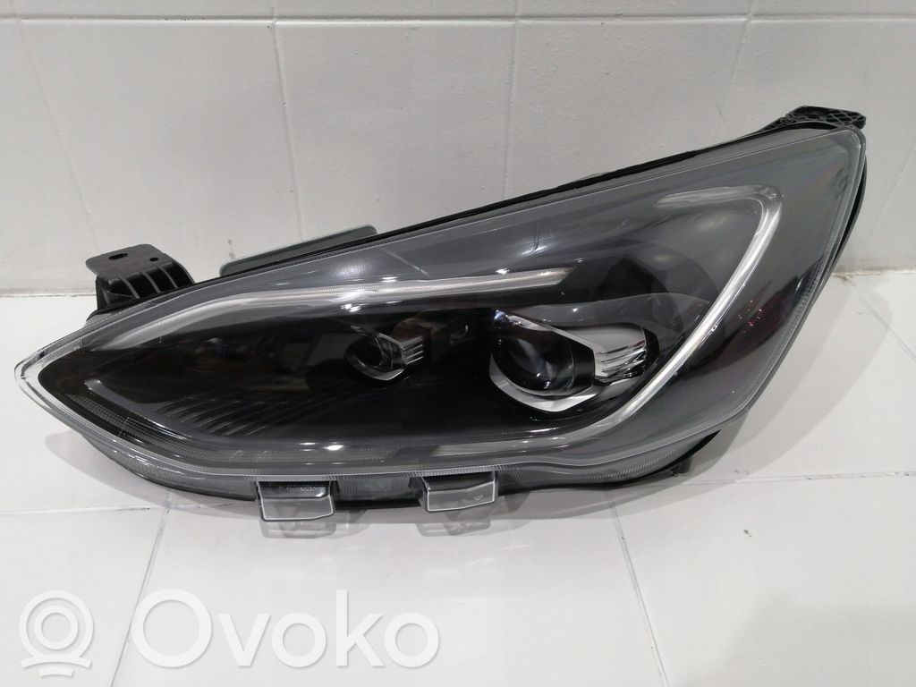 Ford Focus Scheinwerfer 