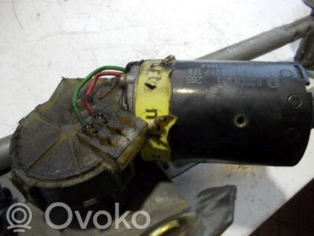 Volkswagen Vento Motor del limpiaparabrisas 