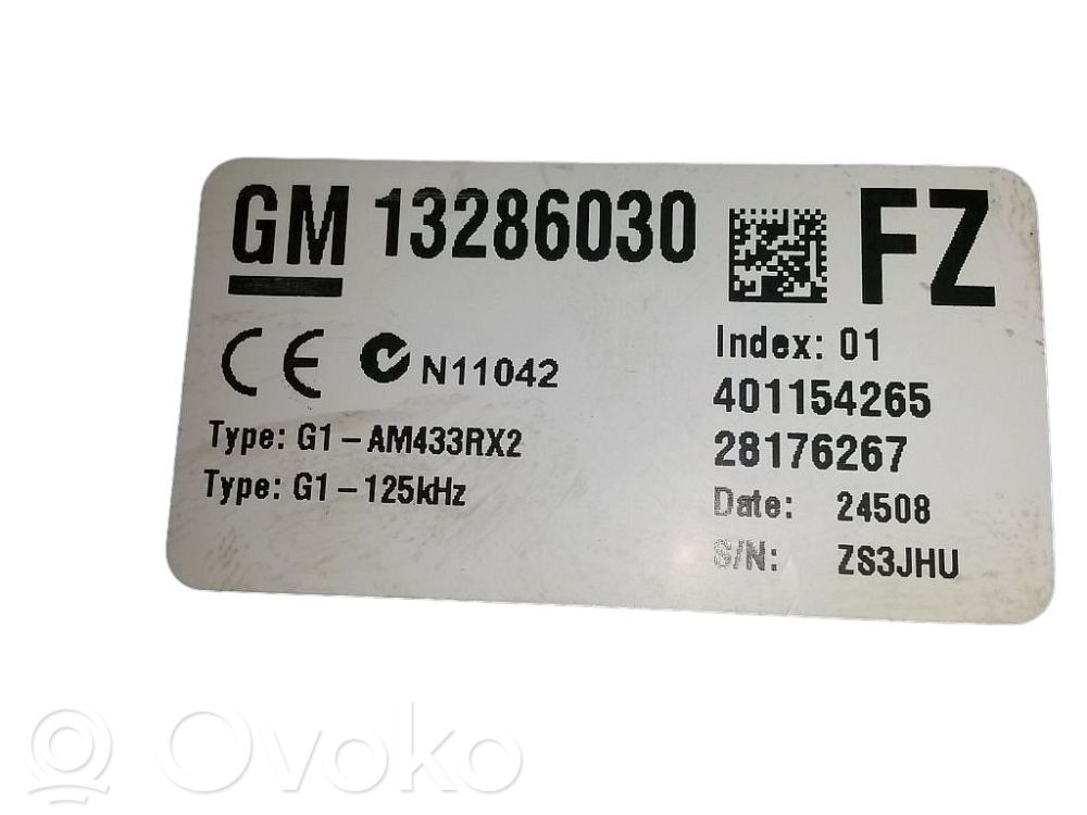 Opel Corsa D Módulo de fusible 