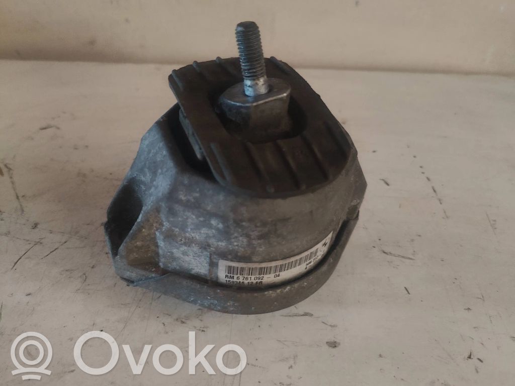 BMW 5 E60 E61 Engine mount bracket 