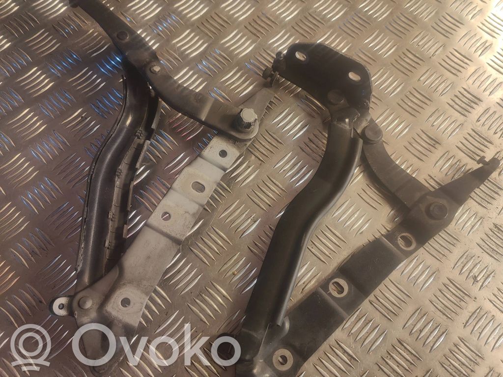 Tailgate/trunk/boot hinge   4E0827300G