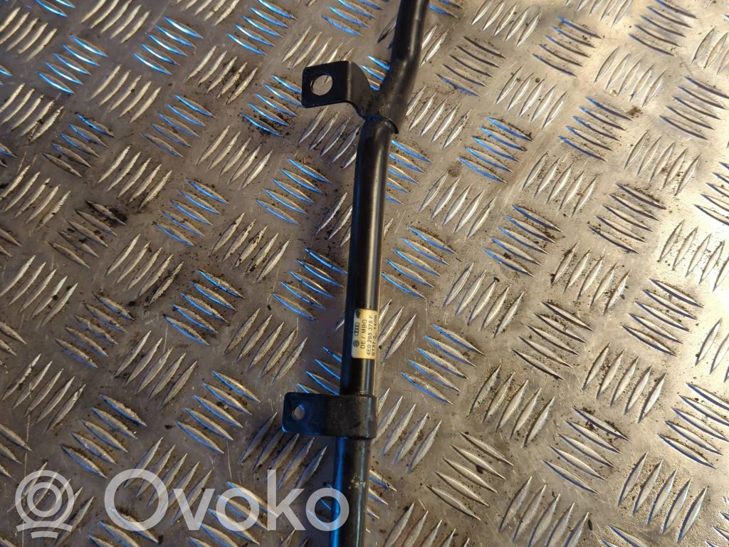 Audi A8 S8 D3 4E Engine coolant pipe/hose 