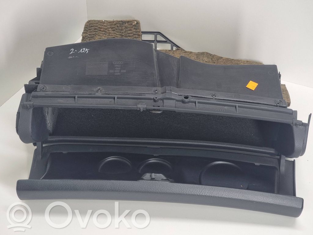 Audi A4 S4 B5 8D Cutie mănuși 
