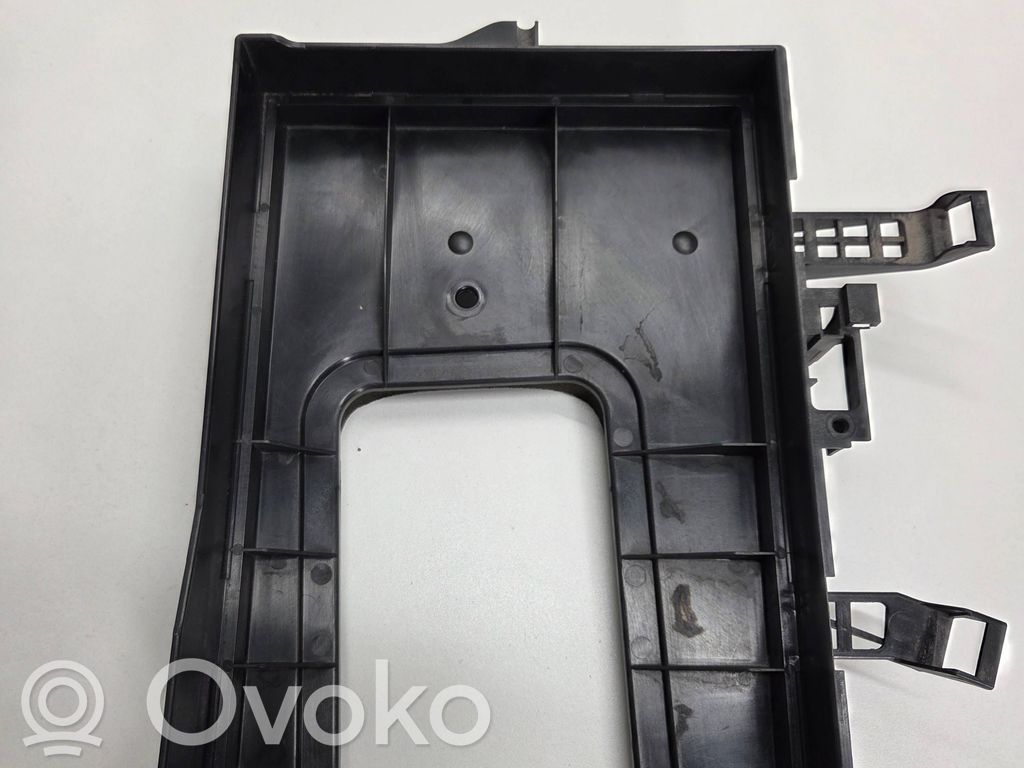 Audi A4 S4 B7 8E 8H Einzelteil Verkleidung Innenraumfilter 