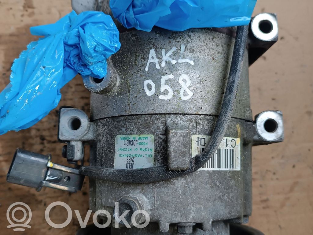 Hyundai i30 Ilmastointilaitteen kompressorin pumppu (A/C) 