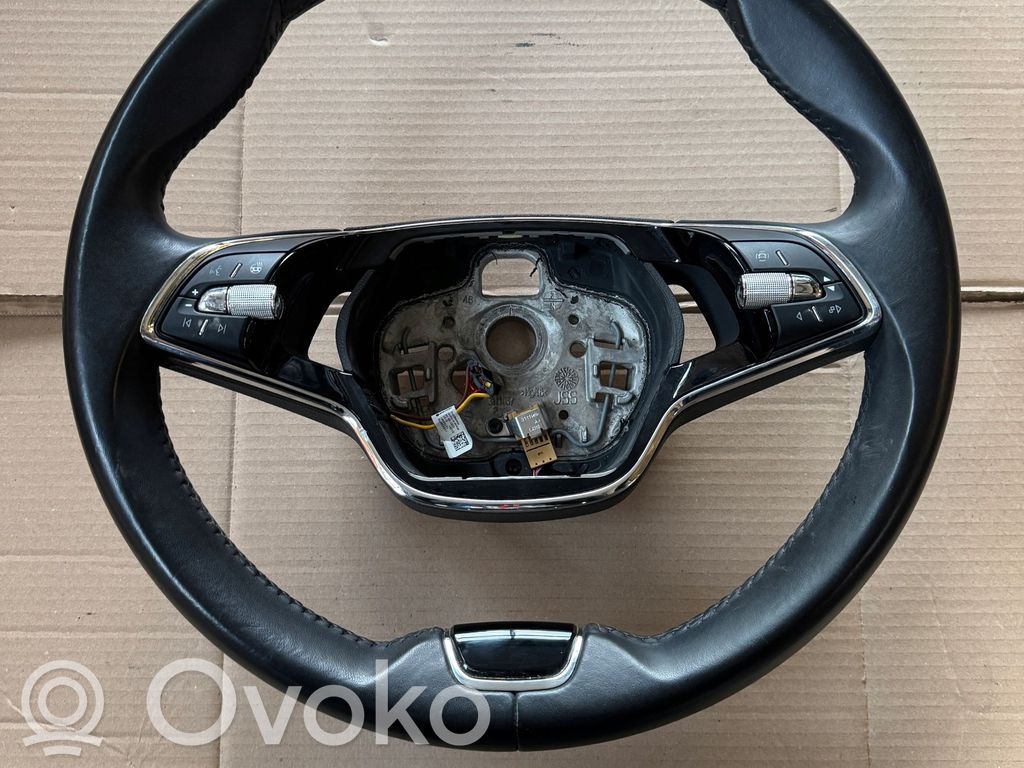 Skoda Octavia Mk4 Ohjauspyörä 