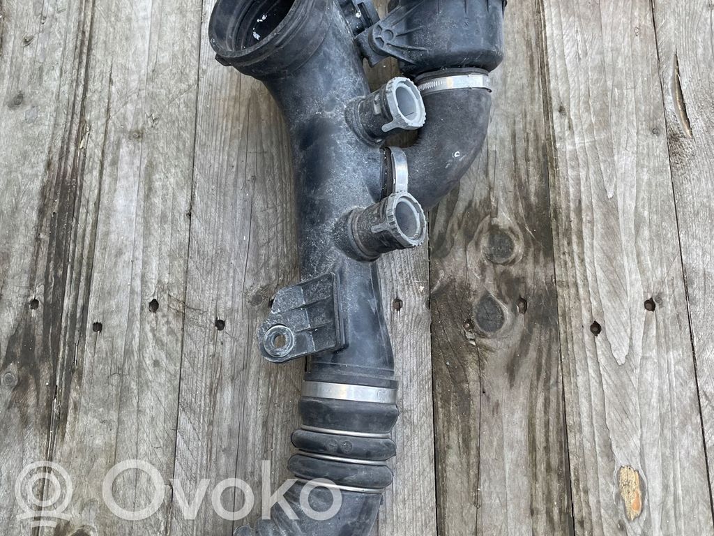 BMW 3 E90 E91 Air intake hose/pipe 