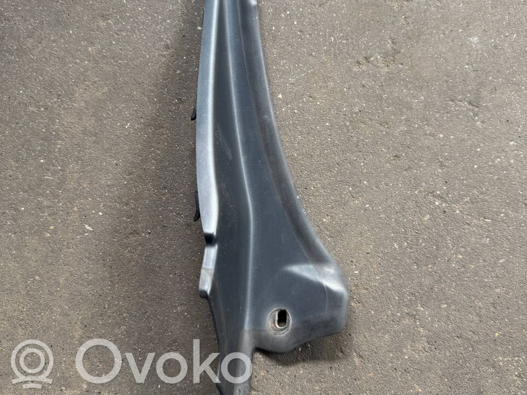 Renault Express Облицовка (облицовки) стеклоочистителей 