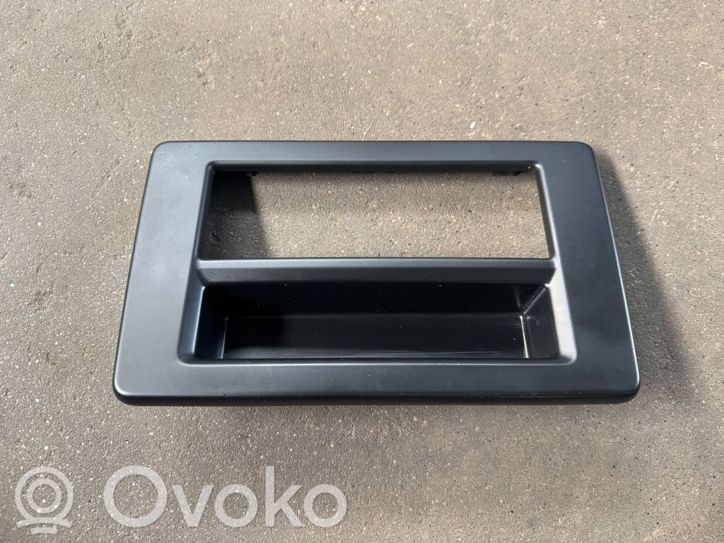 Moldura del panel   682602442R