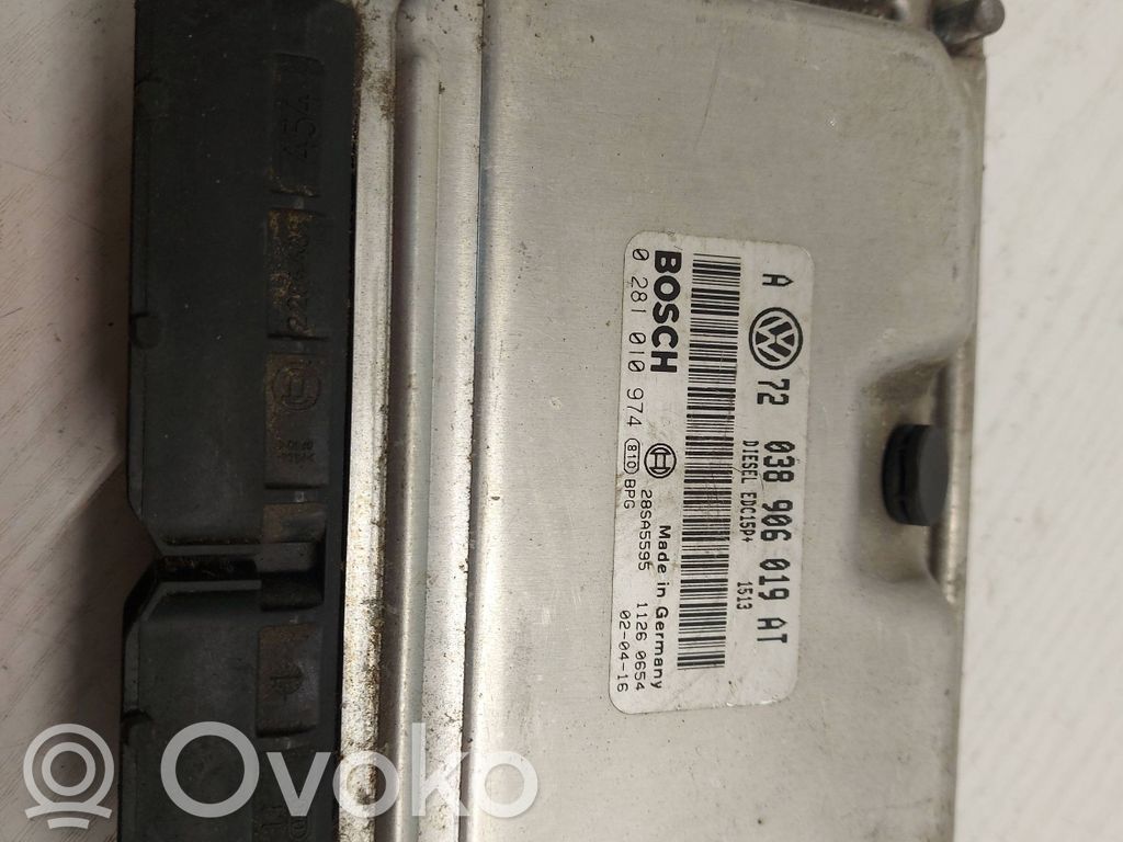 Engine control unit/module   038906019AT,28SA5595,0281010974