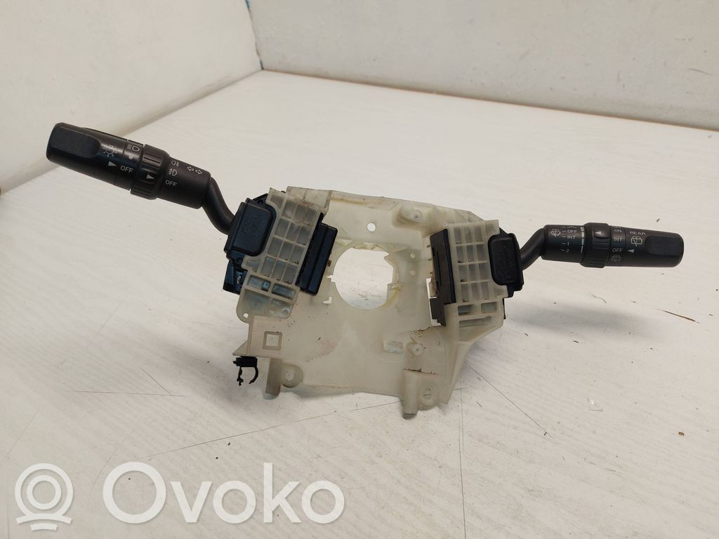 Mazda 5 Commodo, commande essuie-glace/phare 