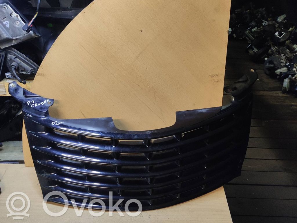 Chrysler PT Cruiser Front grill 