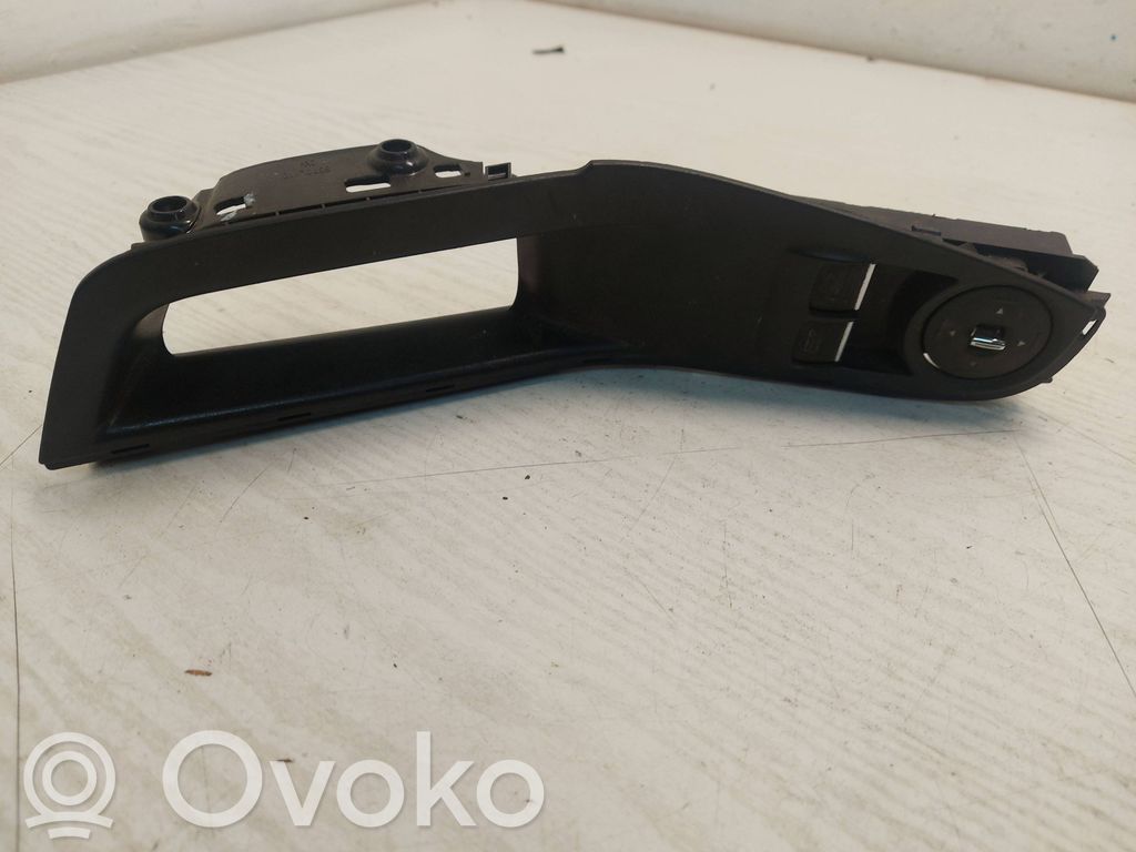Ford Fiesta Electric window control switch 