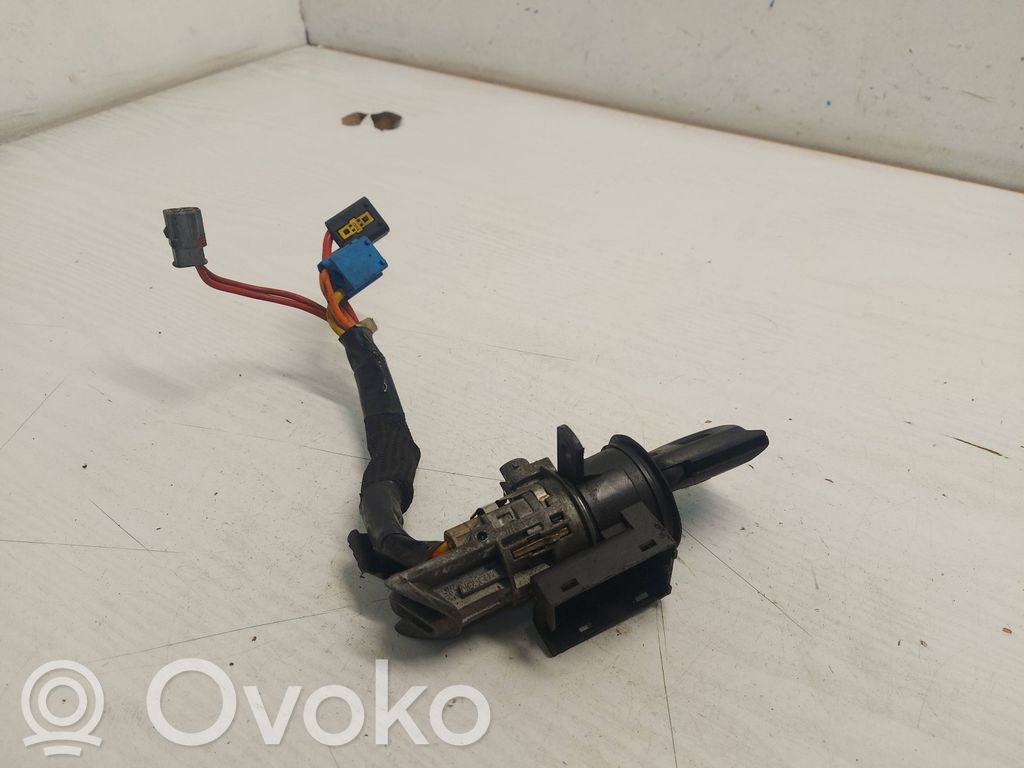 Peugeot 607 Ignition lock 