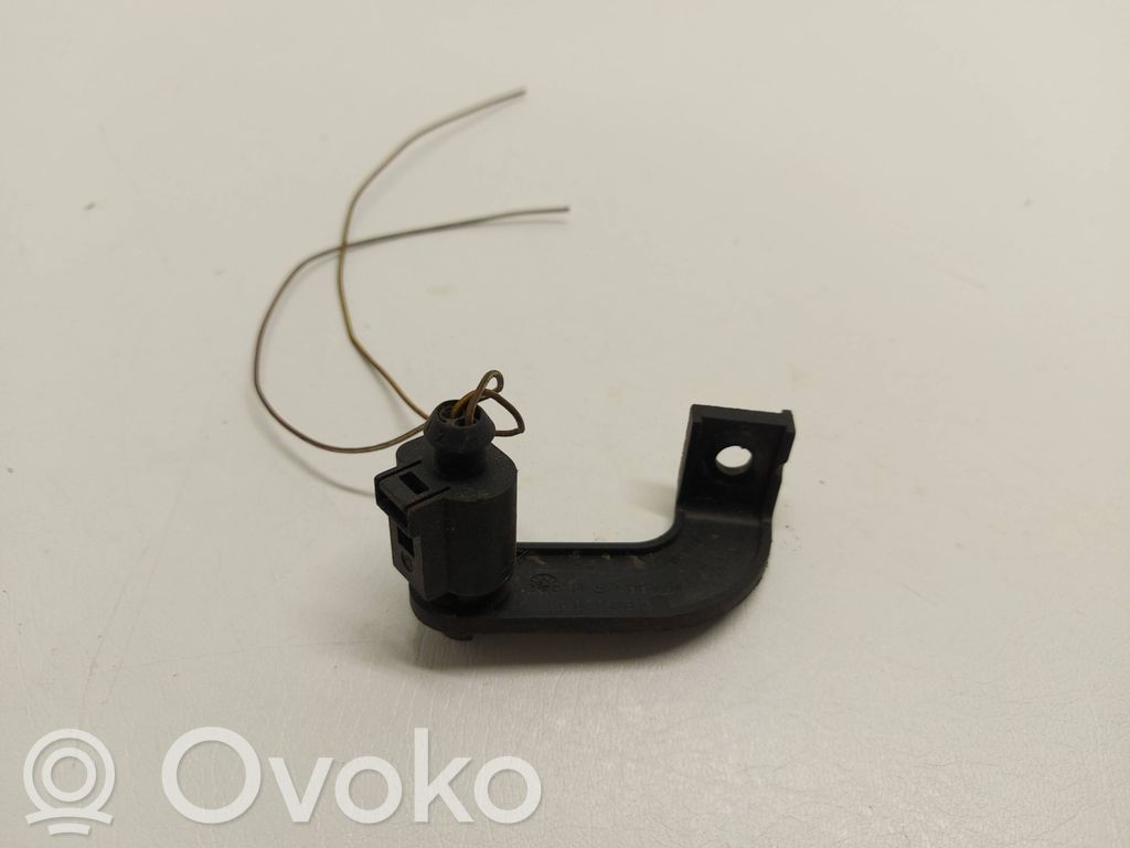 Audi A6 S6 C5 4B Außentemperatursensor 