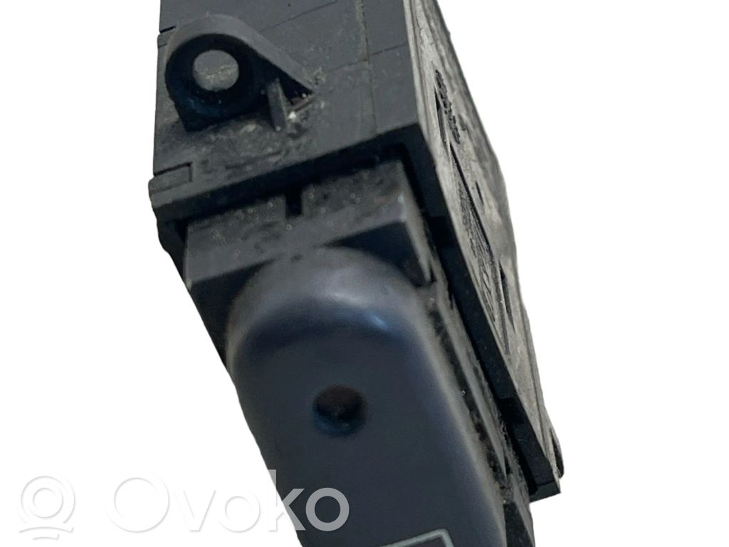 Renault Espace III Windscreen/window heater switch 