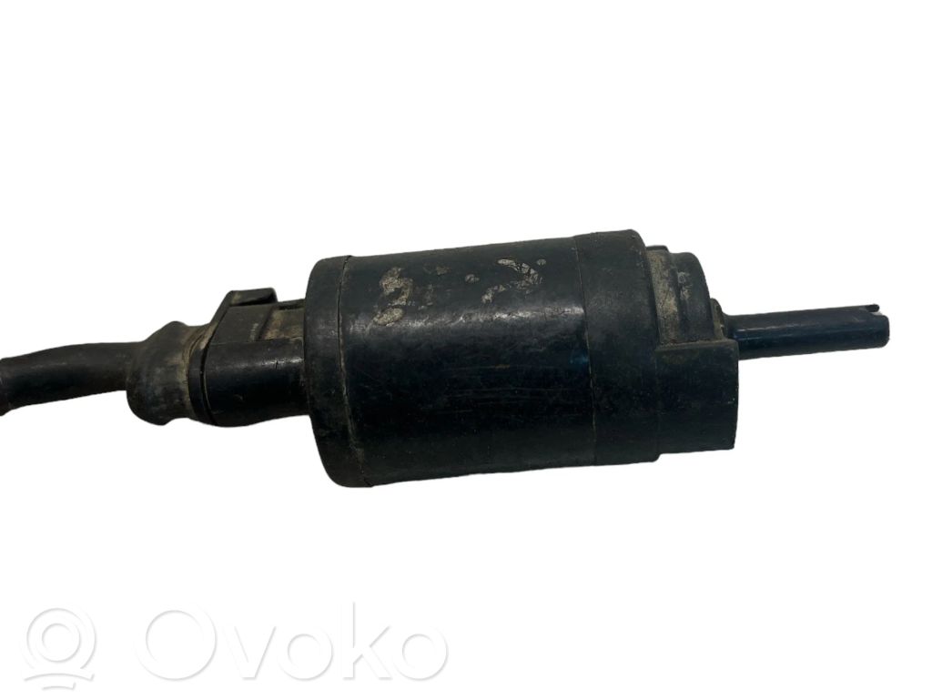Renault Megane I Windscreen/windshield washer pump 